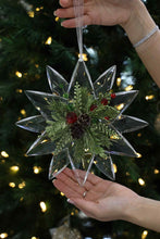 Load image into Gallery viewer, 24cm Star Ornament
